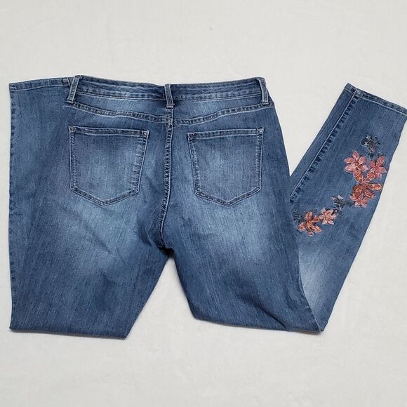 NINE West Gramercy Skinny Floral Embroidered Mid Rise Skinny Stretch Jeans 8 - Picture 6 of 12